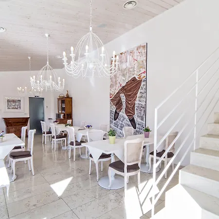 La Radice צ'יביטאנובה מארקה