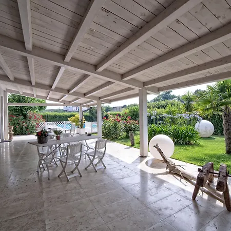 מלון La Radice צ'יביטאנובה מארקה