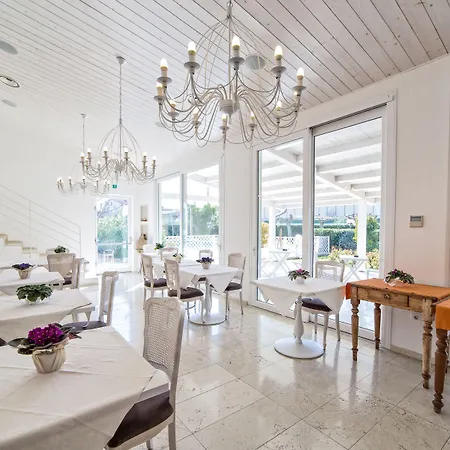 Hotel La Radice Civitanova Marche